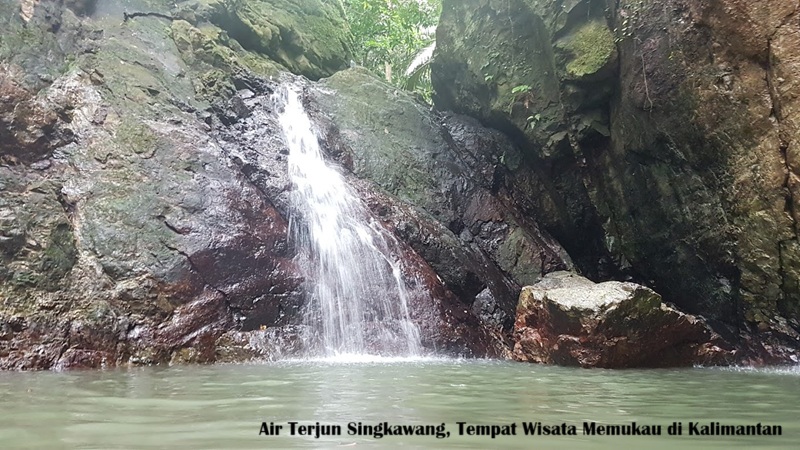 Air Terjun Singkawang